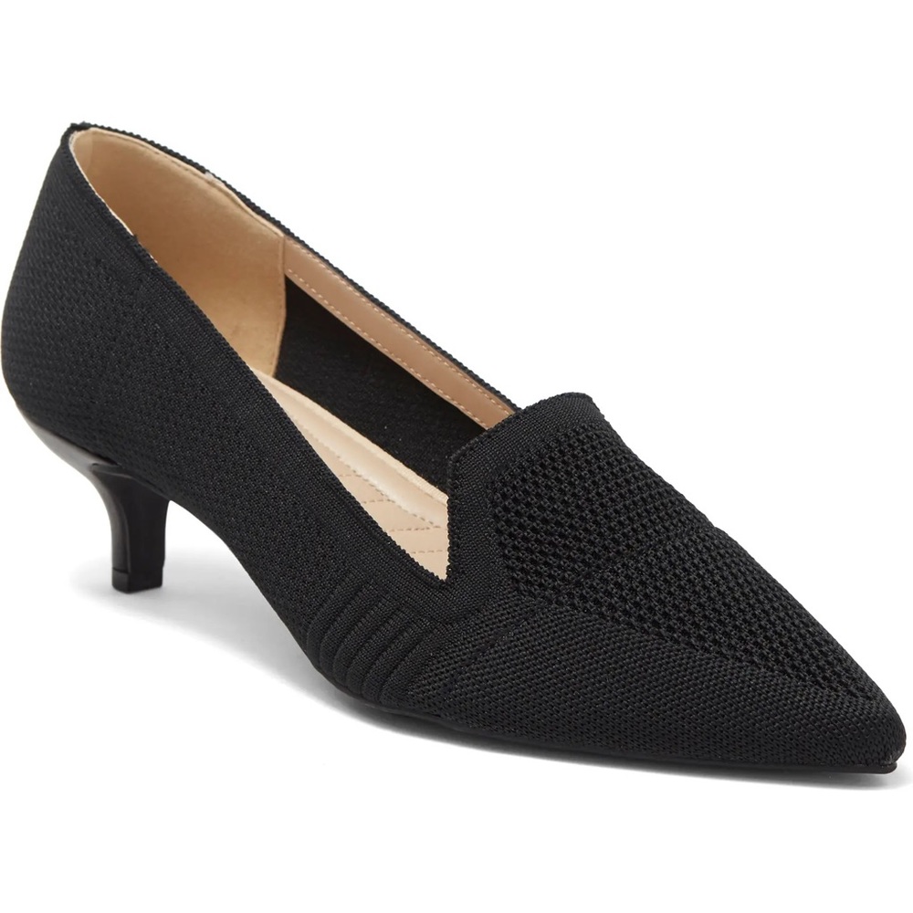 Pointed-toe Pump
ADRIENNE VITTADINI